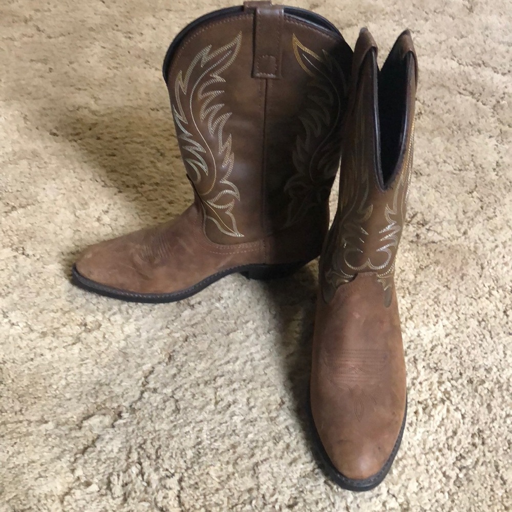 Laredo Brown cowboy boots 8.5
